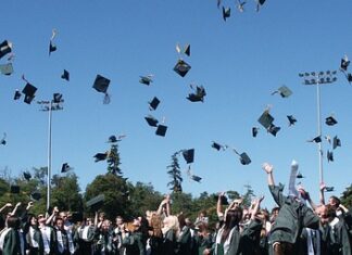 Co to dyplom uznania?